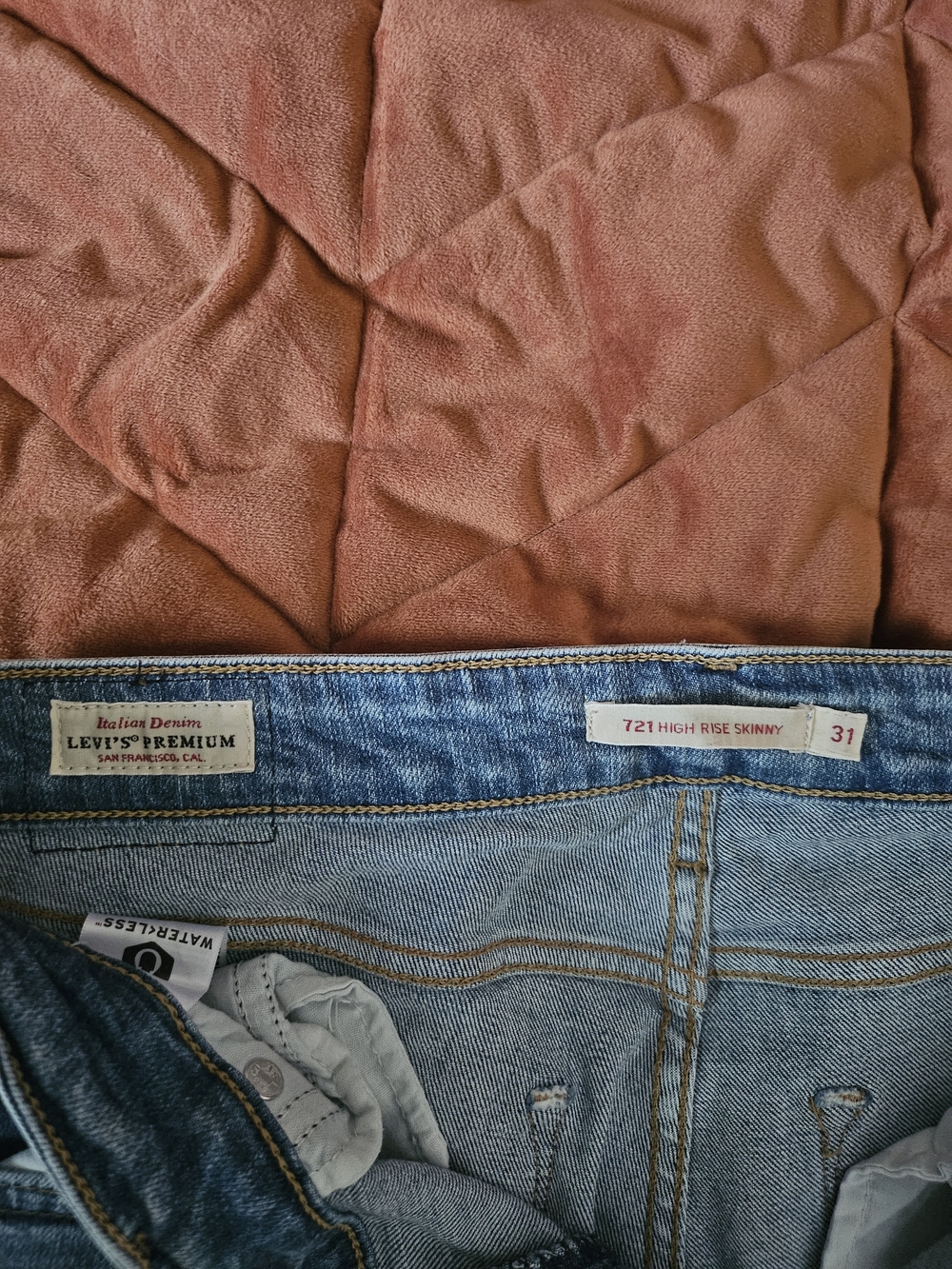 Levi's Light Blue Women's Skinny Jeans - Picture 4 of 7